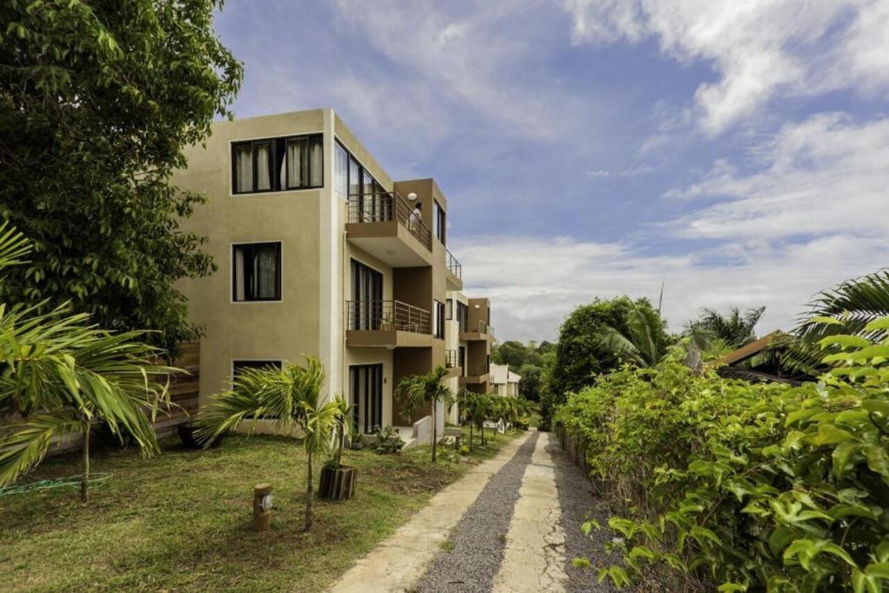 เอวาซิออน Hotel Grand River South East ภายนอก รูปภาพ