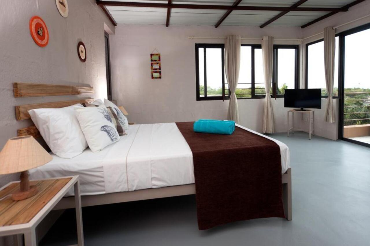 เอวาซิออน Hotel Grand River South East ภายนอก รูปภาพ