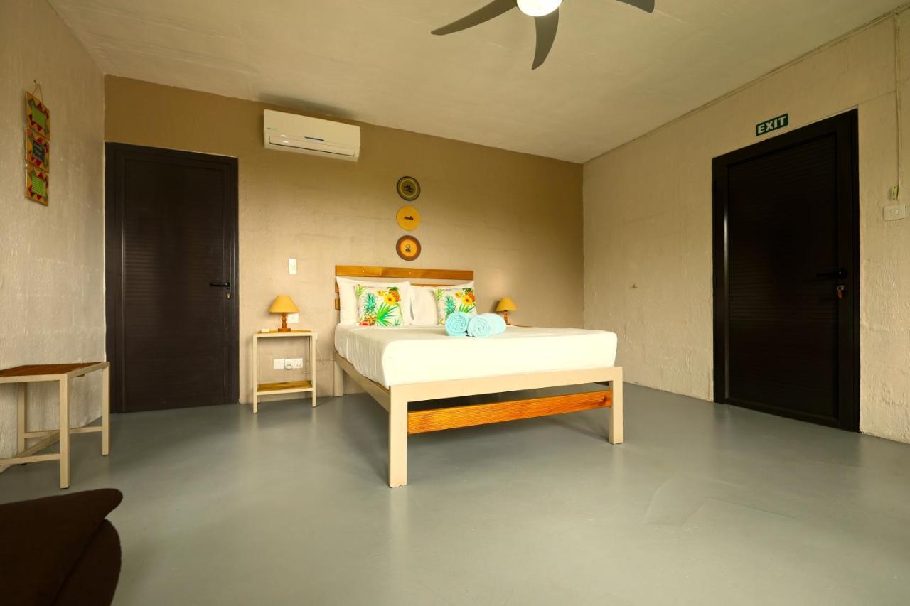 เอวาซิออน Hotel Grand River South East ภายนอก รูปภาพ